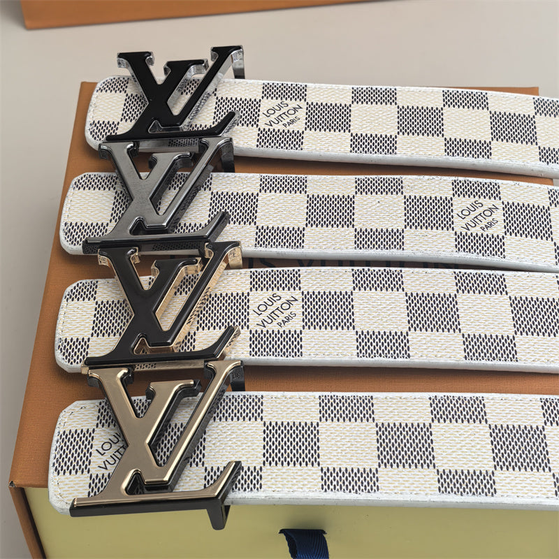 2 Color Buckle Love Belt (White Latticed)